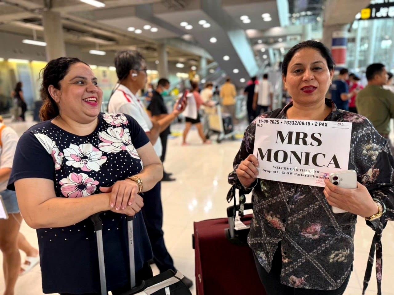 Traveler moment